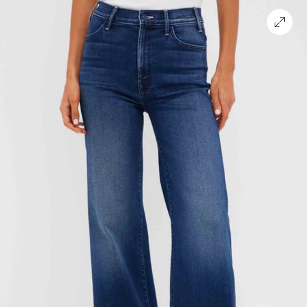 Mother Hustler Sneak Dark Denim Jeans, size 28